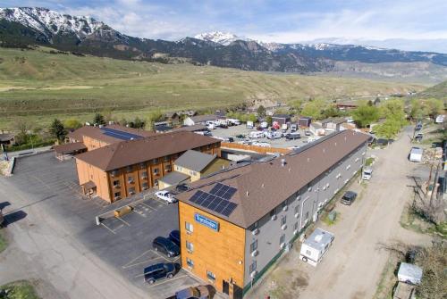 Travelodge by Wyndham Gardiner Yellowstone Park North Entr - Accommodation - Gardiner
