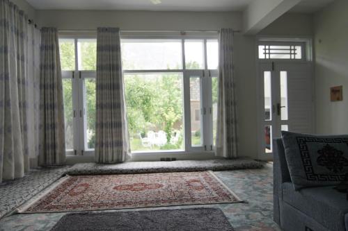 Two-Bedroom Villa image 8