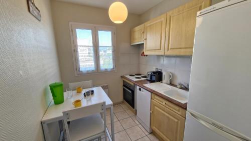 Two-Bedroom Apartment image 4