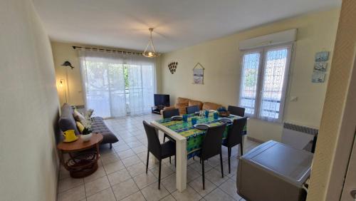 Royan - APPARTEMENT avec EMPLACEMENT IDEAL - terrasse - garage privatif, Royan (foto 10)