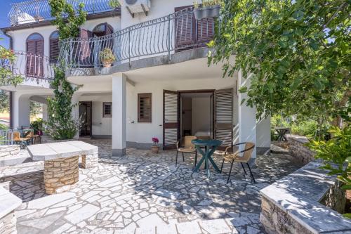 Guest House Jolanda - image 5