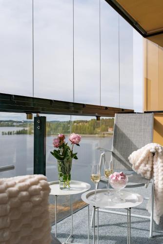 Sky Studio - free parking and lake view, Jyväskylä (zdjęcie 9)