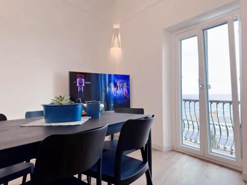 共用Lounge/電視區, Sotto la Torre a due passi dal mare in 瓦拉澤