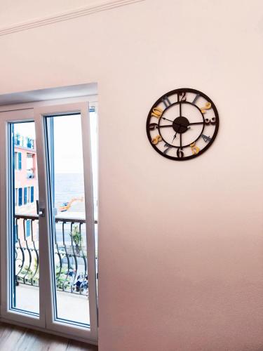 陽台/露台, Sotto la Torre a due passi dal mare in 瓦拉澤