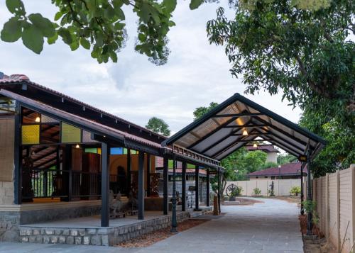 Le Poshe Forest Retreat - Topslip in Sethumadai