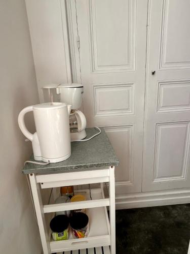 17 Rue du Puits de la Place in Granville City Center