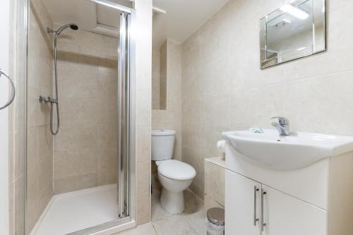 Astoria Hotel - main image