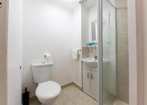 Astoria Hotel - image 13