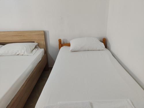 Standard Apartment image 9