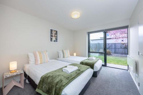 Apartment image 8