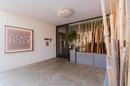 Glass House - Smart Rooms & Parking – Lecce, OK