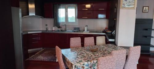 Large Garden Family Apartment in Kallithea (Paralia)