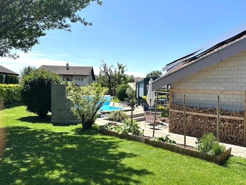 Aed, Au doux repos in Bure