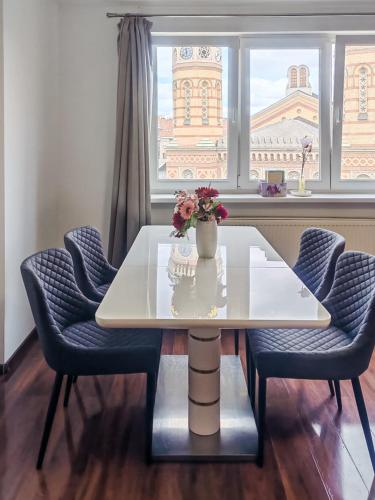 Breathless panorama Synagogue elegant attic FREE PARKING RESERVATION NEEDED - Tap to explore photos