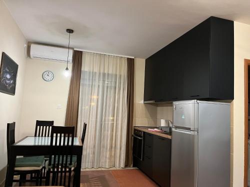 Apartment image 5