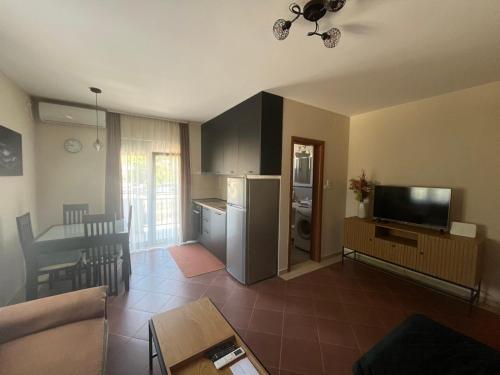 Apartment image 2