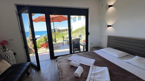 Rasi Sea Side Villa in Kruče