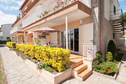 Two-Bedroom Apartment with Garden View
