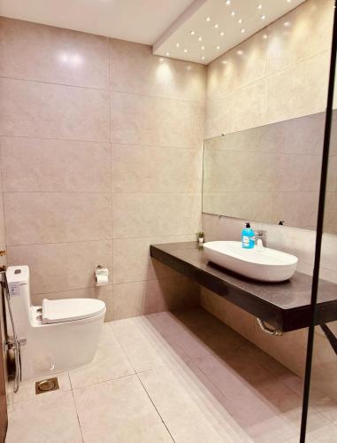 Luxury Retreat Abu Dhabi Apartments F 11 Islamabad - image 2
