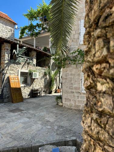Michel Guesthouse in Budva