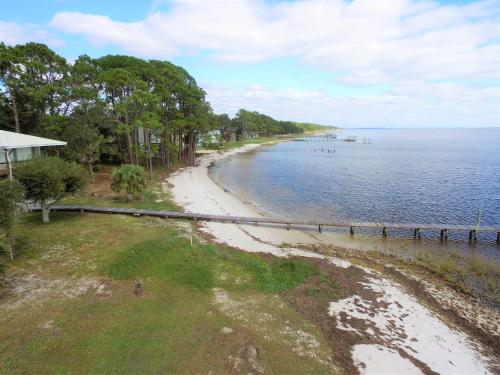 Omgeving, Allure in Carrabelle
