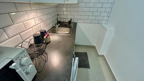 Flat on 8 Lindsay, Ballito (photo 2)