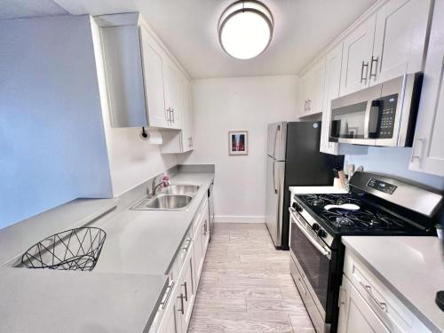 Hollywood Two bedroom & FREE Two parking spots apartment, Los Angeles (fotografie 6)