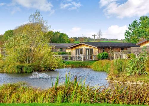 Cedar Retreats – West Tanfield