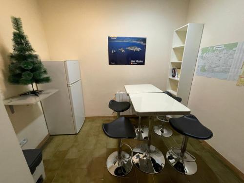 設施, Pensión Borràs (Pension Borras) in 羅納城中心