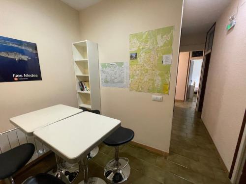 設施, Pensión Borràs (Pension Borras) in 羅納城中心