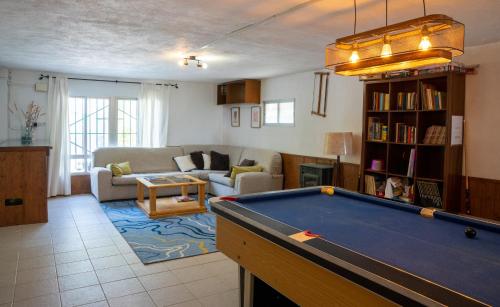 Beautiful Villa with huge private pool and vineyard view, Валенсия (фото 10)