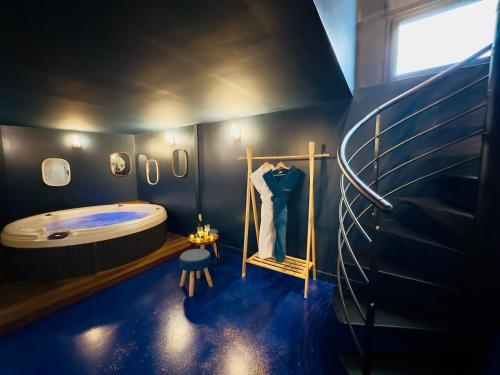 Mieuxqualhotel jacuzzi privatif La Parenthèse, Bordeaux (Foto 3)