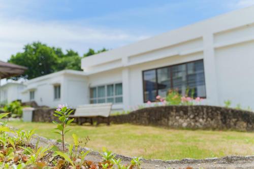 Exterior view, やーるー in Miyako Island Underwater Park