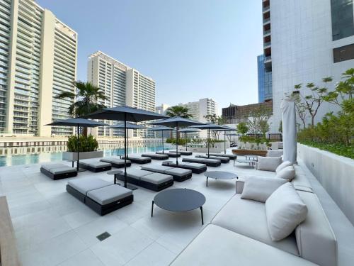 Contemporary Urban 2BR Apartment, Dubaj (zdjęcie 2)