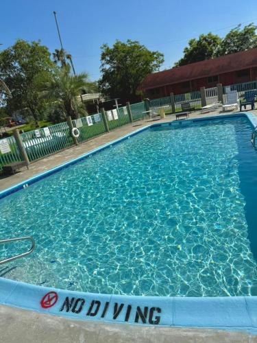 Úszómedence, Gulfway Motel and Restaurant in Port Bolivar (TX)