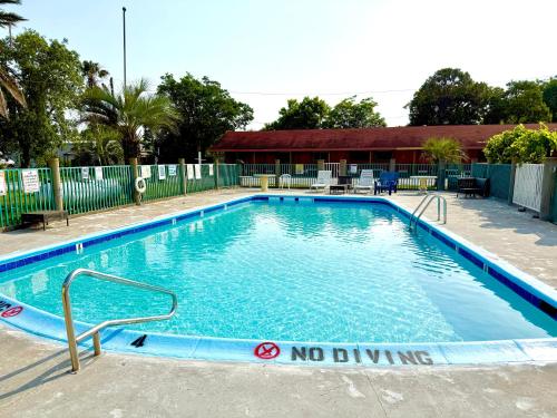 Úszómedence, Gulfway Motel and Restaurant in Port Bolivar (TX)