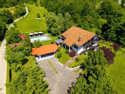 Apkārtne, Villa Bella, villa with heated Pool in Cerovlje