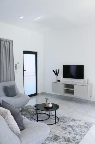 ThreeOn10 - Modern Luxury Apartment, Габороне (фото 4)