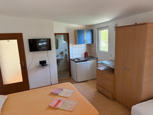 Apartments Vretenicic - image 2