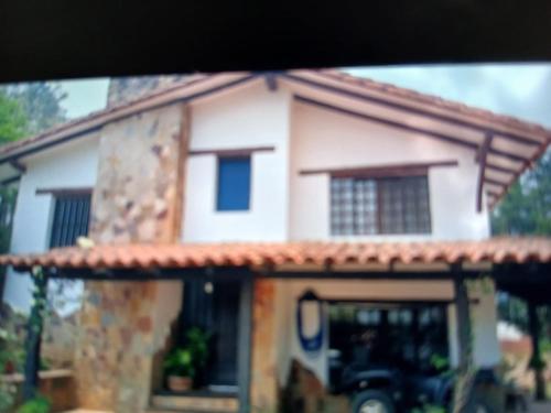 Cabana Los Eucaliptos con Suite, TV 50 Mezzanine y Parrillero, Samaipata in Samaipata