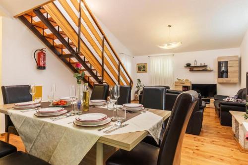 Five-Bedroom Villa room in Villa Lucy