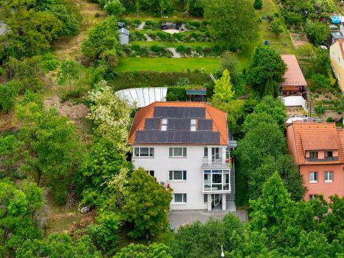 Apartment in a quiet part of Brno - Kohoutovice in โคฮูโตวิเซ