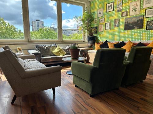 Lobby, Comebackpackers near Turkish Market