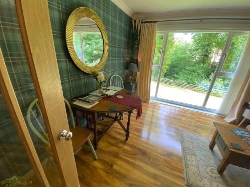 Зручності, Coastal Village Property in Інверкіп