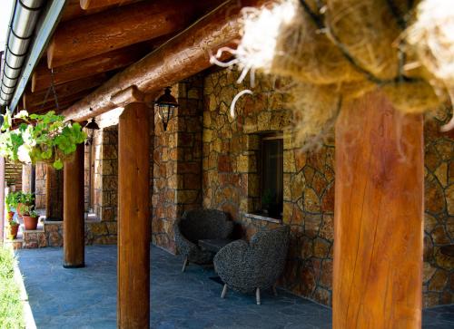Villa Jana Rustic wood&stone cabin 11,9km from Skopje center!, Skopje (foto 6)