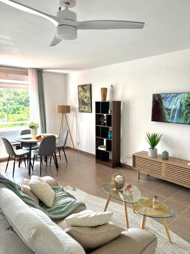 Facilities, Precious Jungle, a seulement 5 min de Destreland in Baie-Mahault
