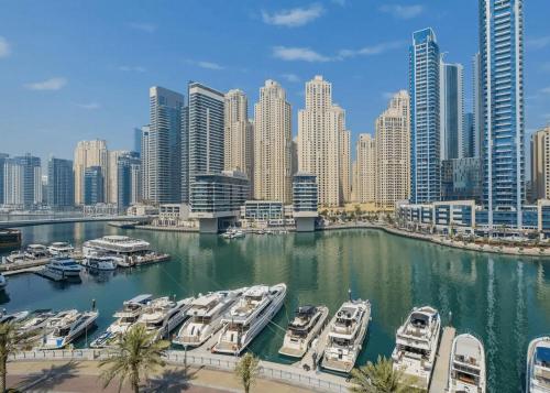Elegant 3BR Lux Stay in the Heart of Dubai Marina, Dubai (Foto 5)
