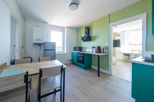 Elodie - Cosy 5 pers' - Gare - Wifi - 3 lits in Briey