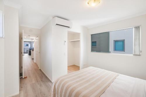Dwell 40, Oceanfront Apartment, Bargara (foto 3)