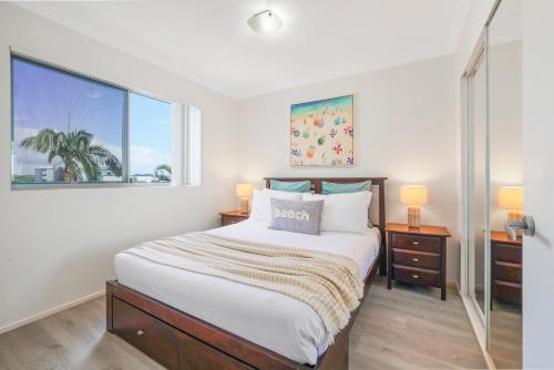 Dwell 40, Oceanfront Apartment, Bargara (foto 7)